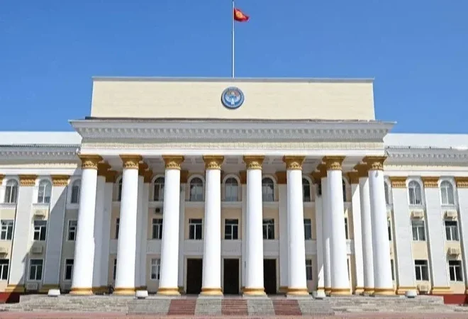 МИД Кыргызстана рекомендует временно не посещать Иран и Израиль