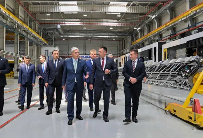 В Казахстане представили первые вагоны Stadler для обновления ж/д парка