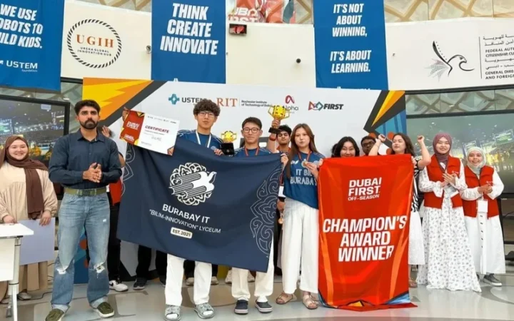 Казахстанские школьники победили на турнире по робототехнике в Дубае