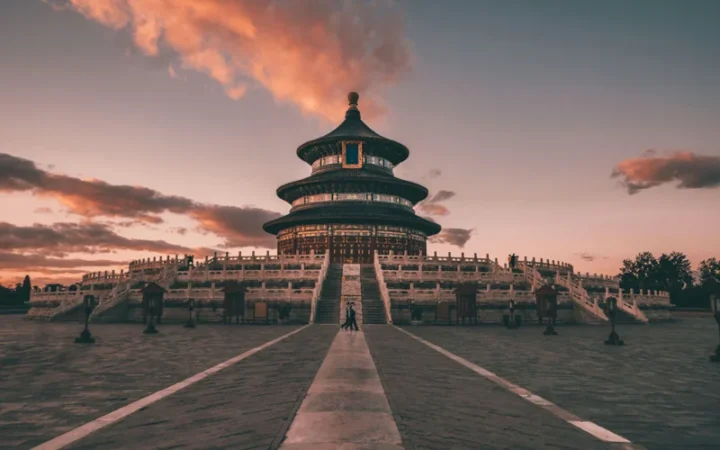 Китай объявил о годовом безвизовом режиме для граждан России