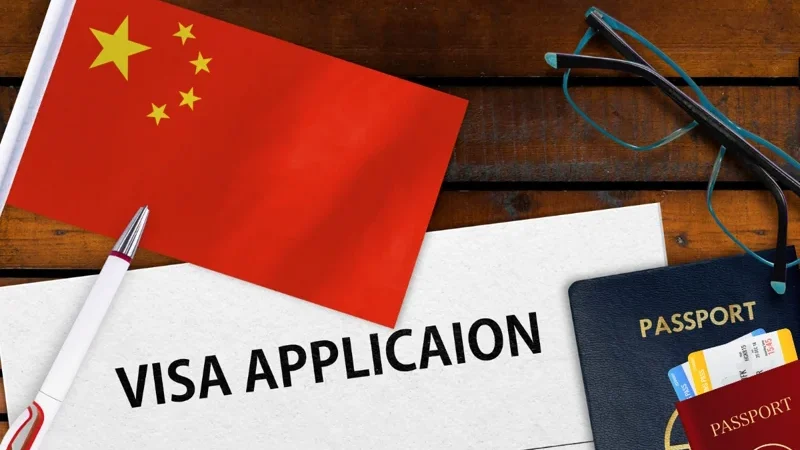 Китай вводит новую визу для ученых на фоне ужесточения политики США