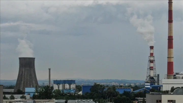 Мировые выбросы углерода бьют рекорды, приближая климатический порог