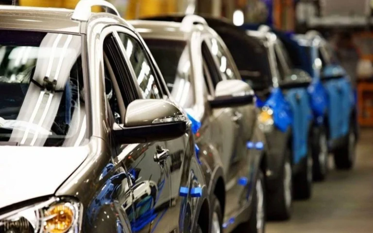 Число частных автомобилей в Узбекистане превысило 4,7 миллиона