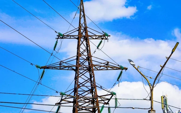 Казахстан к 2030 году модернизирует энергосети и объекты: Призыв к энергонезависимости