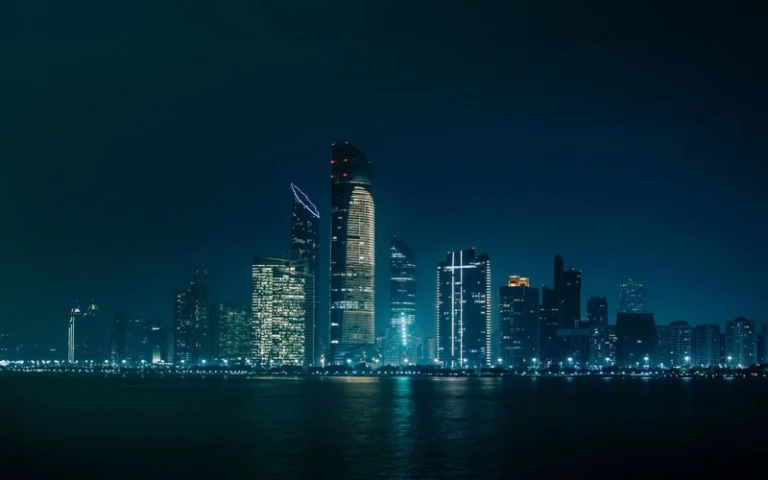 Абу-Даби десятый год подряд признан самым безопасным городом мира