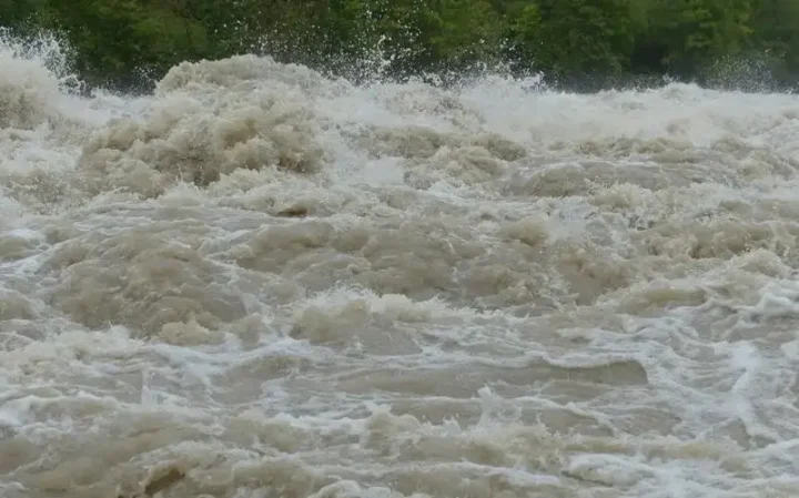 Бали охвачен наводнениями: эвакуированы десятки иностранных туристов