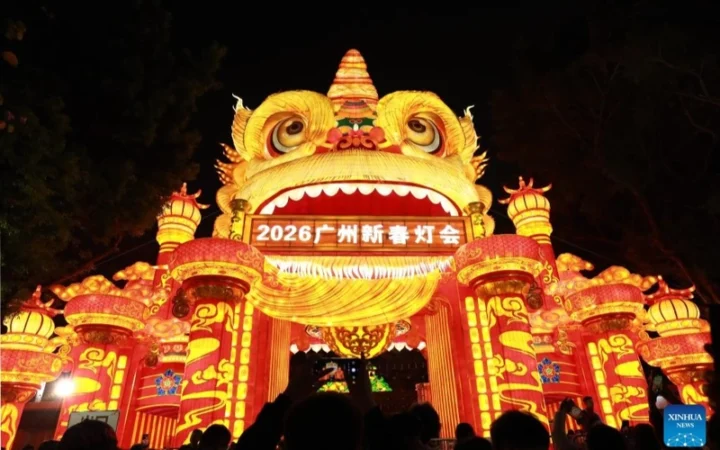 Китай ожидает рекордные 9,5 млрд поездок на Праздник Весны