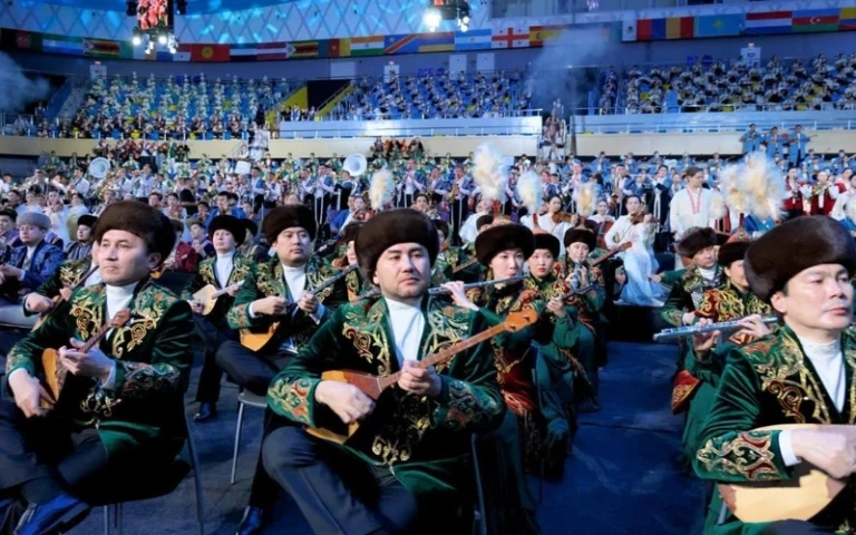 В Астане пять тысяч музыкантов исполнили кюи в рамках проекта «Ulttyq Un»