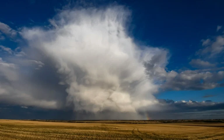 Малайзия начала операцию по вызову искусственных дождей из-за аномальной жары