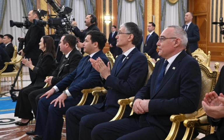 Президент Казахстана предложил учредить государственный орден имени Аль-Фараби