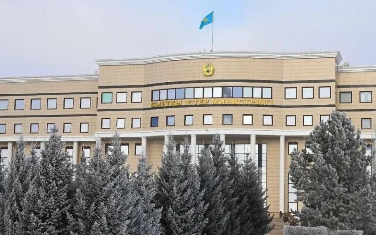 МИД Казахстана рекомендует гражданам воздержаться от поездок в Иран