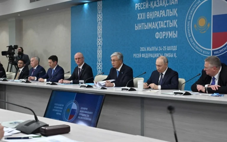 Президент Казахстана предложил расширить авиасообщение с приграничными городами РФ