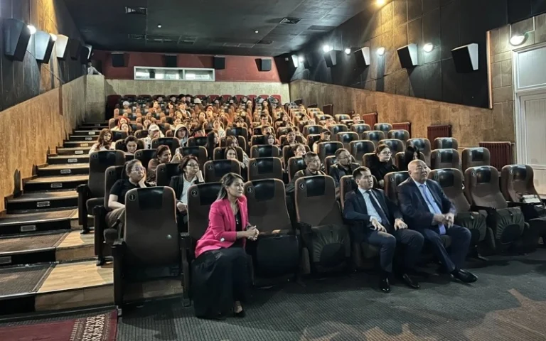 В Бишкеке проходят Дни казахстанского кино с премьерой первого фильма-катастрофы