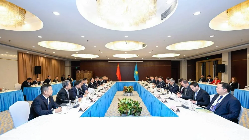 КМГ и CNPC обсудили удвоение мощностей Шымкентского НПЗ и газовые проекты